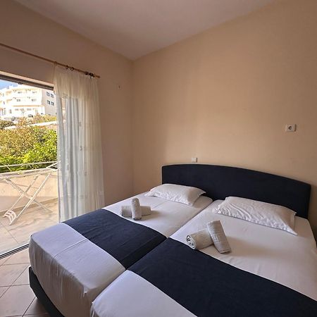 Ferienwohnung Ion Sea View Ksamil Exterior foto