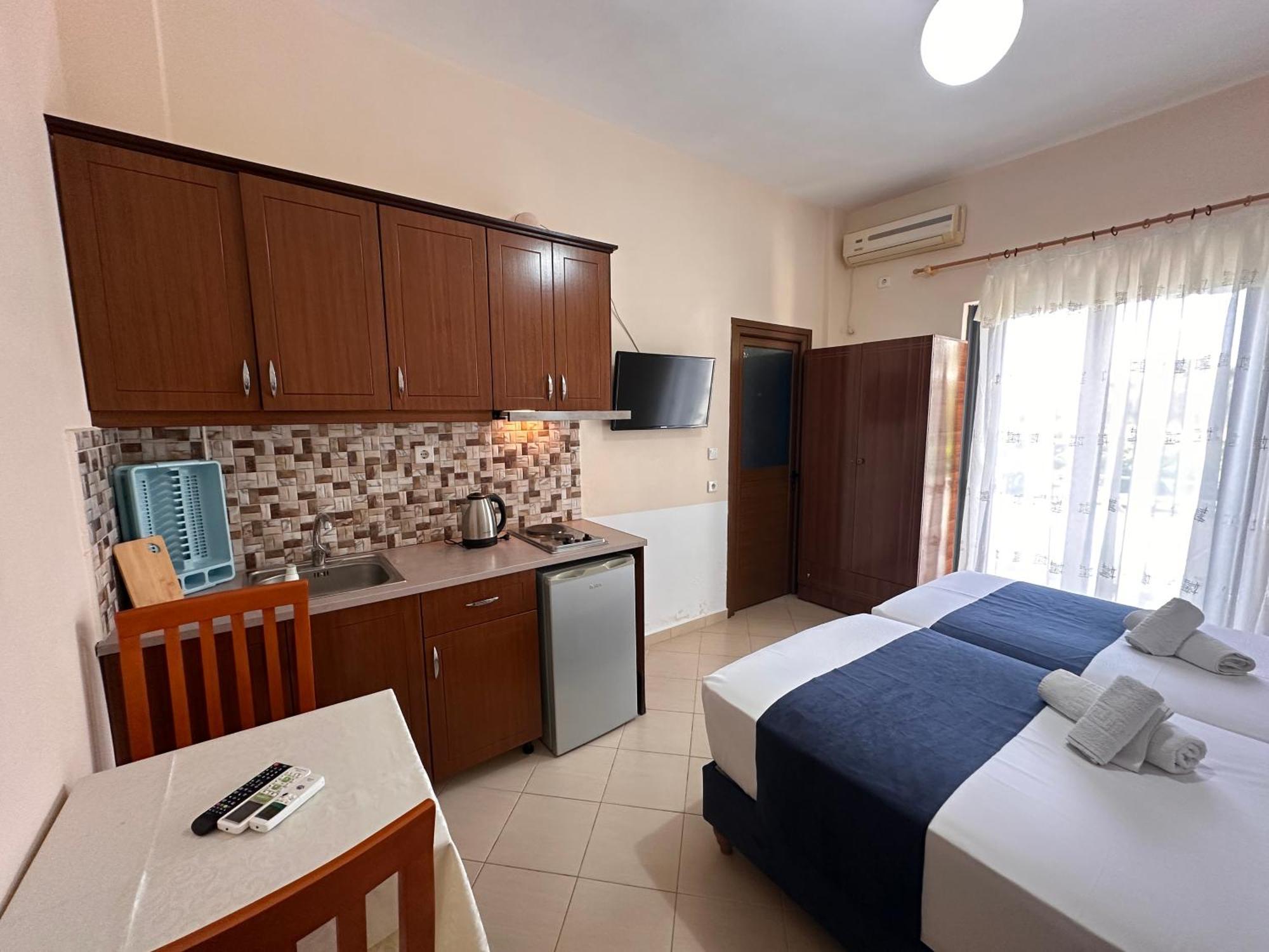 Ferienwohnung Ion Sea View Ksamil Exterior foto