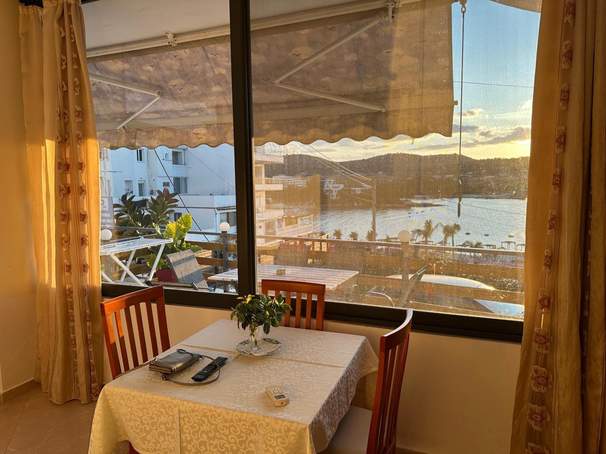 Ferienwohnung Ion Sea View Ksamil Exterior foto