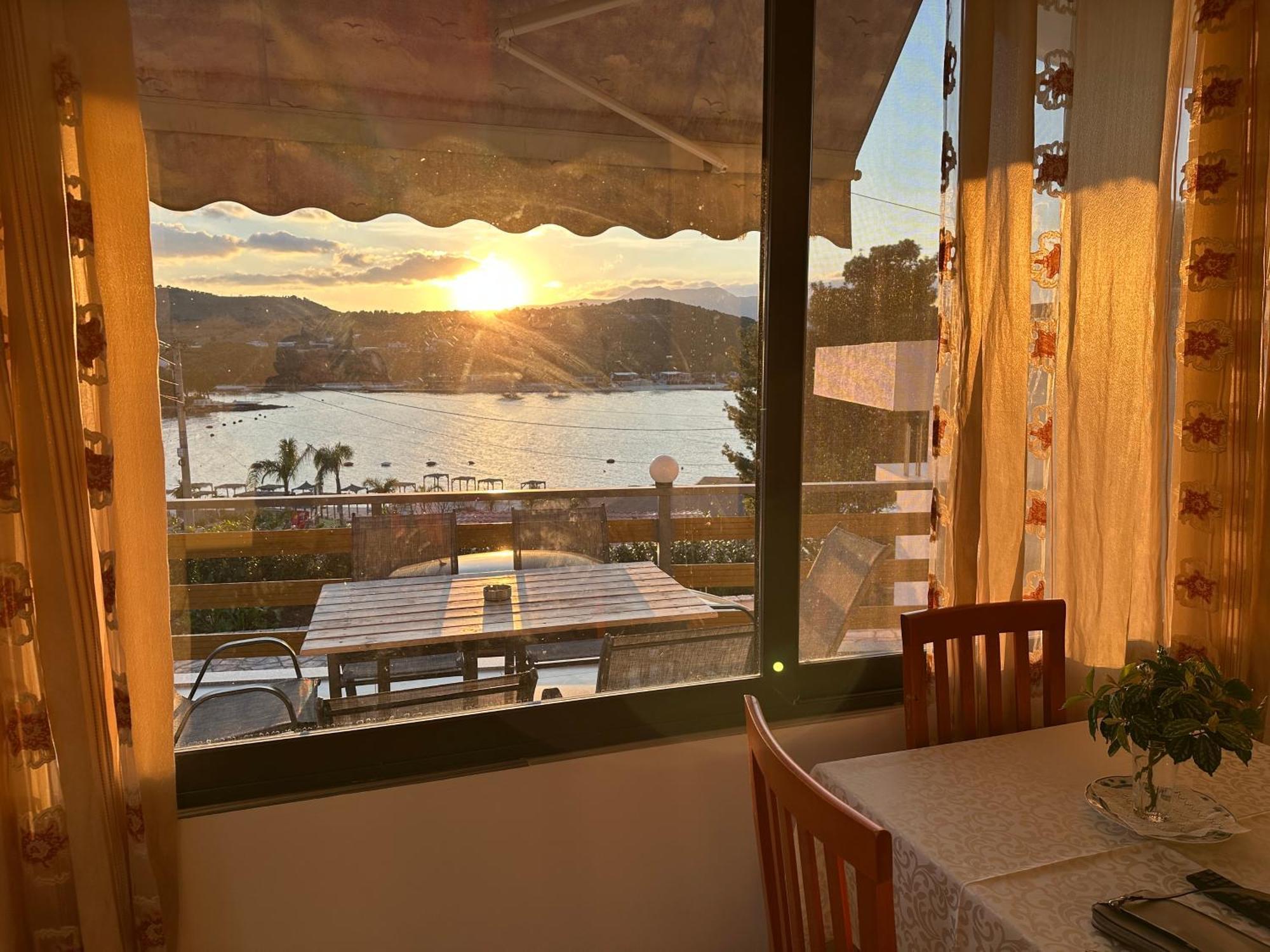 Ferienwohnung Ion Sea View Ksamil Exterior foto